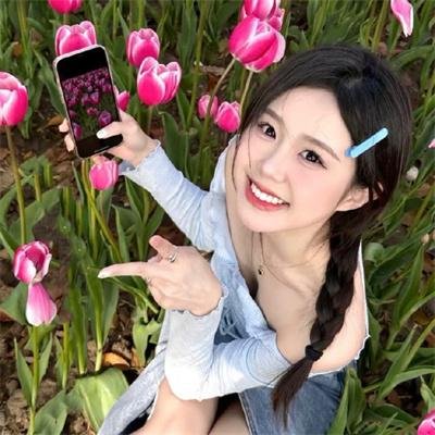 披荆斩棘的靓女